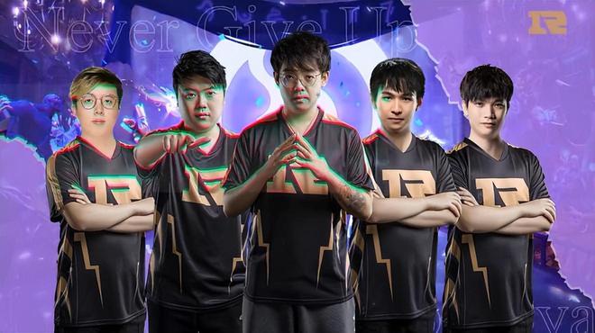 某某在首次 某某在首次