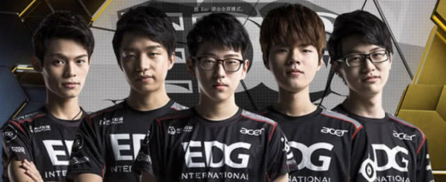 而不仅仅依 而不仅仅依