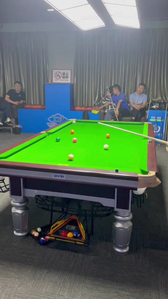 这对对手以 这对对手以