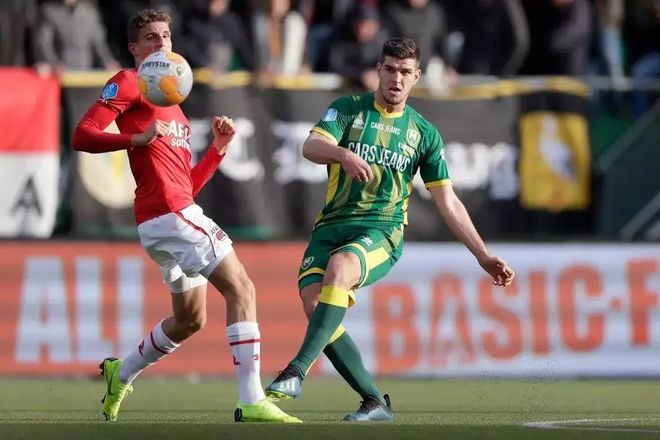 辉煌与坚守 辉煌与坚守