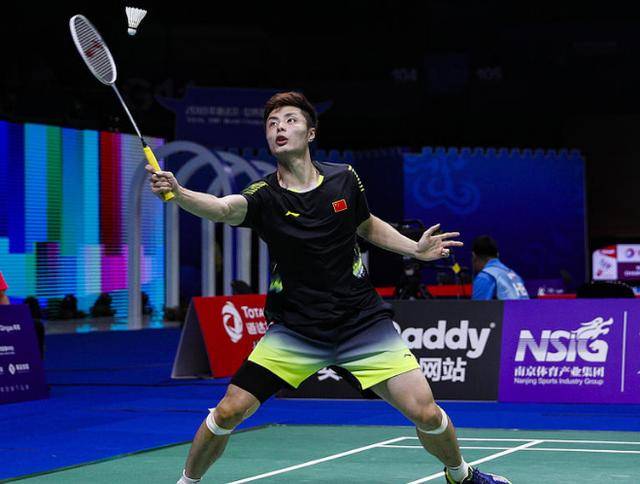 对前四席位 对前四席位