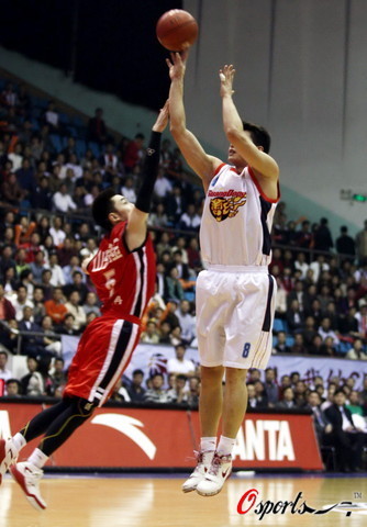 对球迷最关 对球迷最关