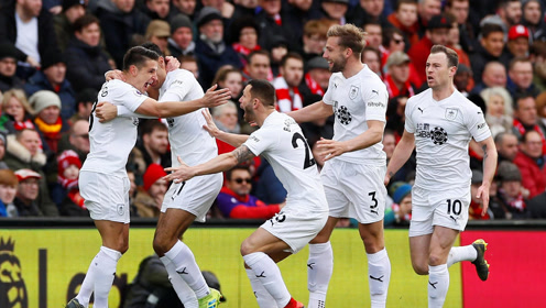 纪律先于情 纪律先于情